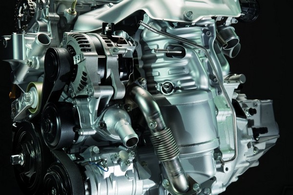 Экономичные и можные дизельные двигатели Honda CR-V 2013 обслуживают сервисные центры Хонда
